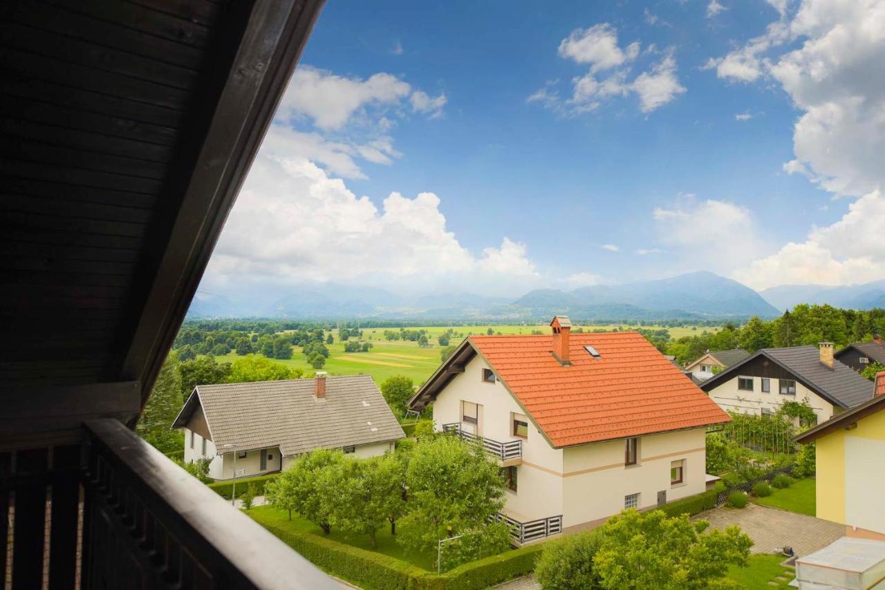 Apartments Rikli Rodine Near Bled Exterior foto